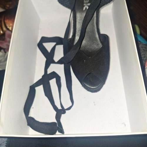 Nak platform sandals like new, size 36, black suede