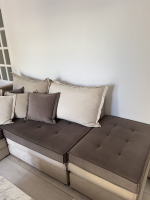 Corner sofa with extra stool like new