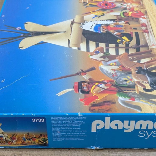 Playmobil Western 3733 Indian Village set used with box