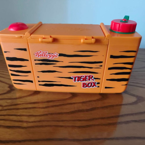 Kelloggs collectible breakfast box new with mascot