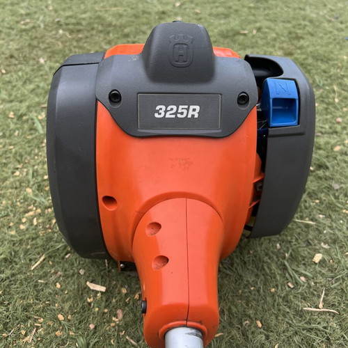 Husqvarna 325R brushcutter like new