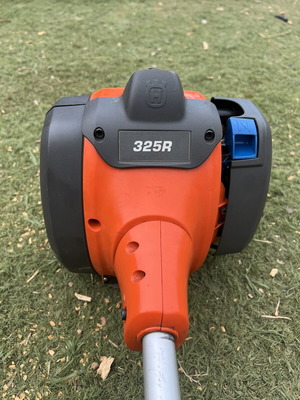 Husqvarna 325R brushcutter like new