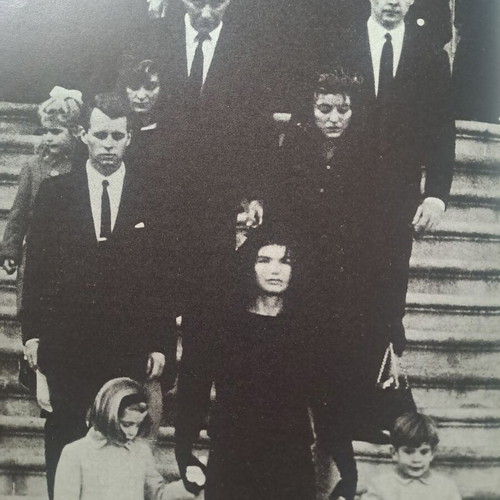 Η φλόγα πέρασε μεταχειρισμένο βιβλίο, 1965, Εκδ. Καθημερινής-Μεσημβρινής