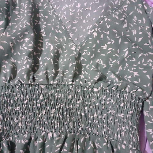 Long-sleeve mini dress with neckline and elastic waist new, green size M
