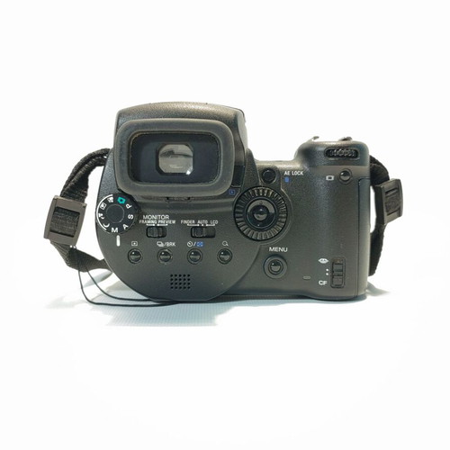 Sony Cyber-shot DSC-R1 camera with Carl Zeiss Vario-Sonnar T lens used