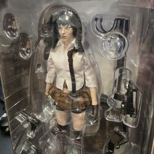 Lady Action Figure 1/6 from Devil May Cry 3 by Asmus Toys brand new