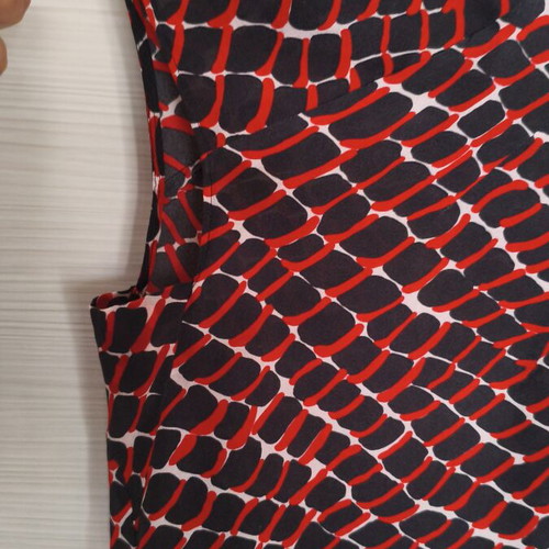 Escada summer women's blouse like new, geometric pattern, black and red