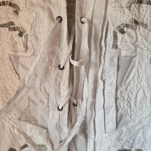 Parasuco Cult S36B cotton blouse size S 36 8 like new, white with embroidery
