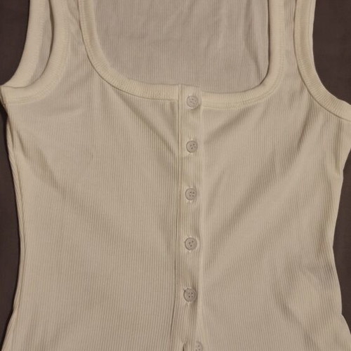 White T-shirt tank top new, flattering square bust, size M