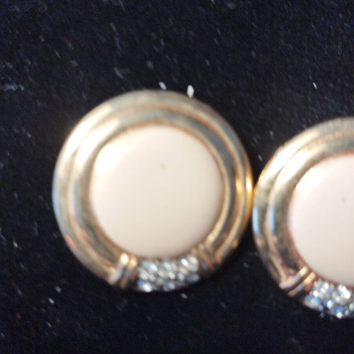 Clip-on earrings used, beige