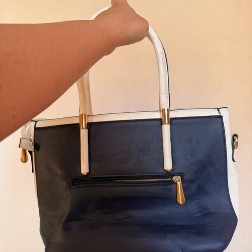 Handbag used, white and blue, large capacity