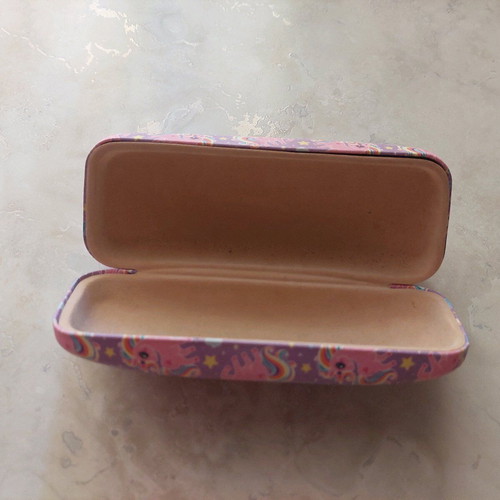 Hard case for children's glasses used with unicorn design
