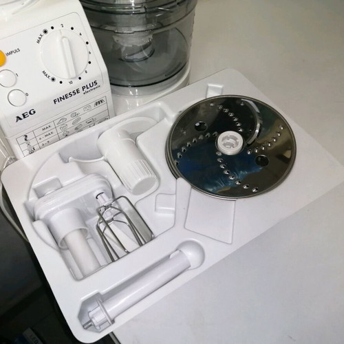 AEG KM21 kitchen food processor used without blender container