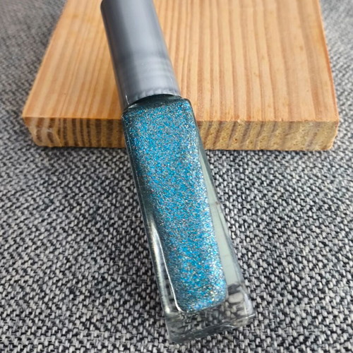 2MAD Nail Art Varnish Blue Sparkle 8 ml new