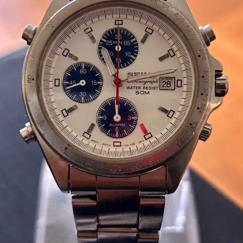 Seiko quartz chronograph watch