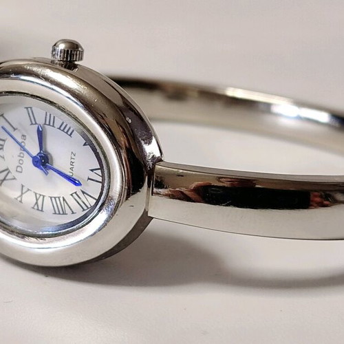 Dobroa Vintage Style Women's Watch new
