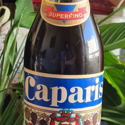 Capari Vermouth Tipo Torino 1970 collectible sealed bottle