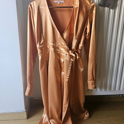 Summer dresses and skirts like new