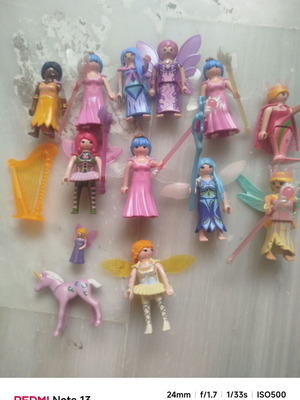Playmobil παιχνίδι σαν καινούργιο με κουτί, το αυτοκίνητο έχει κολλημένο σπασμένο μέρος