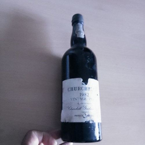 Churchill's 1982 Vintage Port Wine used, 75cl, Portugal