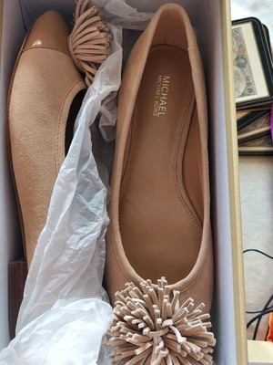 Michael Kors Ballet Shoes Size 37 New Beige Narrow Fit