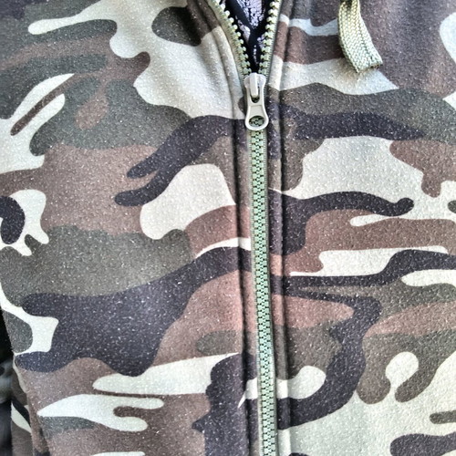 Men's Fleece Camouflage Jacket Large like new, very warm