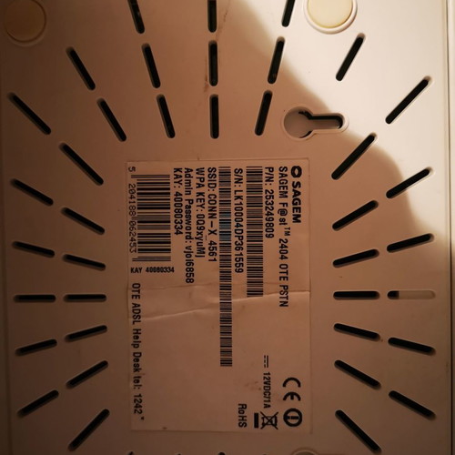 Router and wireless network cards used in working condition