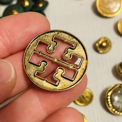 Vintage and antique buttons collection like new with designer pieces
