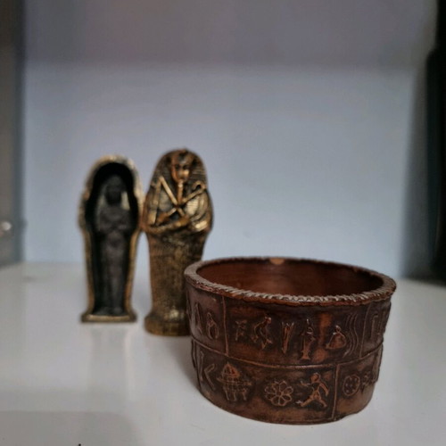 Ancient Egyptian decorations like new