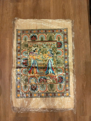 Handmade Egyptian papyrus new with Tutankhamun depiction