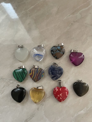 Heart-shaped jewelry used, set with two straps gift