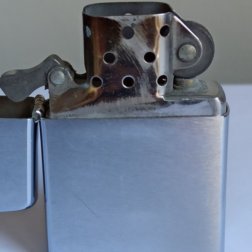Zippo vintage lighter used, classic E 2000 XVI