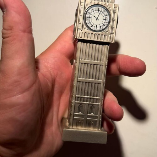 Big Ben metal decorative figurine like new, bronze finish