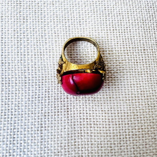 Silver 925 ring with authentic coral, vintage handmade no 55
