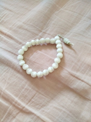 Bracelet like new, white