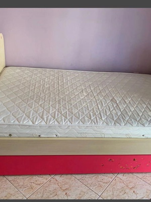 Children's bed with orthopedic mattress 120x200 cm like new