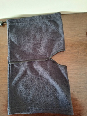 Balaclava fleece like new, black