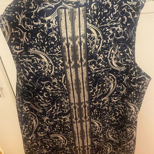 Sisley blue shirt like new, medium size