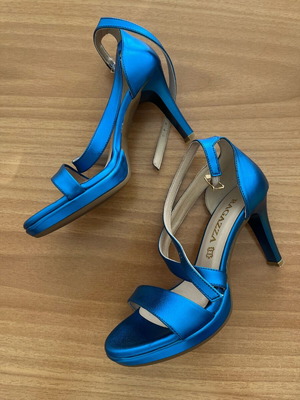 RAGAZZA Дамски сини високи сандали като нови, номер 36