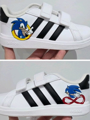 Sonic Adidas sneakers new with hand painting, white