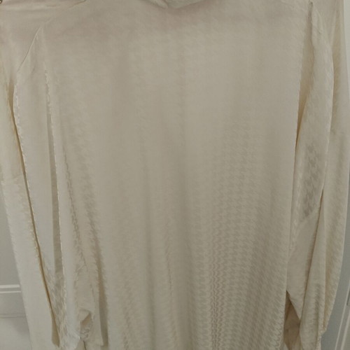 Karavan shirt beige XL like new
