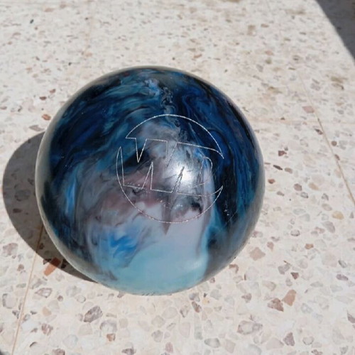 Columbia 300 White Dot X bowling ball like new, polyester, 4.7 kg