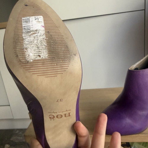Purple ankle boots like new, size 38
