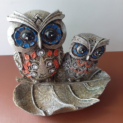 Vintage ashtray with owl decorations like new