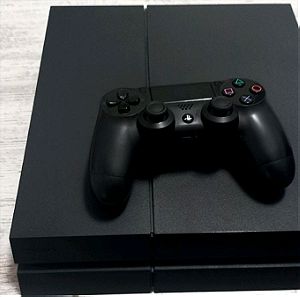 PS4 500GB + 6 GAMES + HDMI CABLE