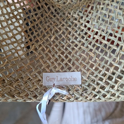 Guy Laroche straw hat new, size S, beige for 4-year-old child