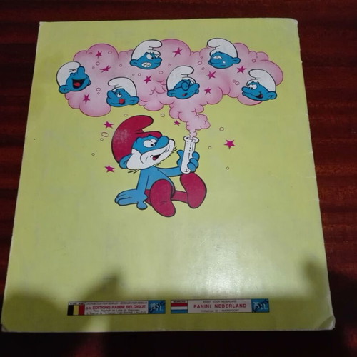 Panini Smurfs 1982 album used, complete