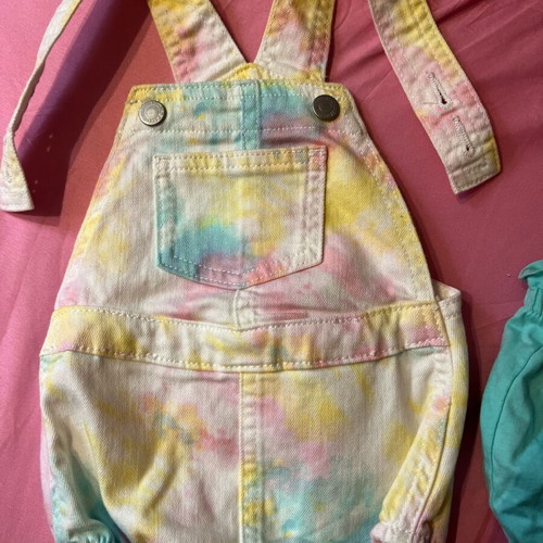 Baby romper 6-12 μηνών σαν καινούργιο με σορτς Baby Gap