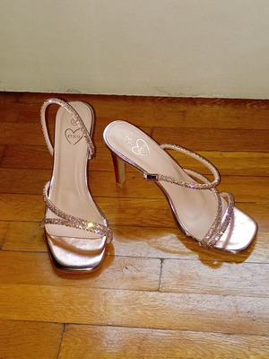 Heeled sandals new, pink gold, size 38
