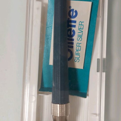 Gillette shaving razor new, NOS, full set complete